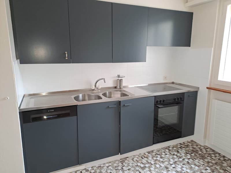 Appartement de 4 pièces avec balcon à Les Verrières (1)