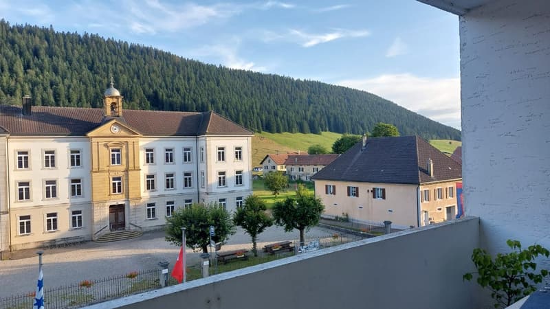 Appartement de 4 pièces avec balcon à Les Verrières (7)