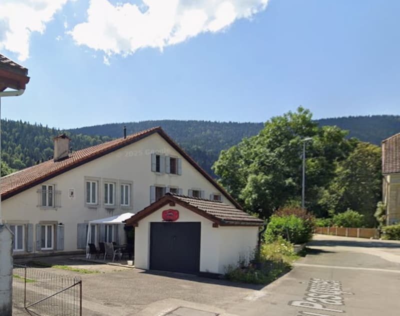 Maison mitoyenne de 5.5 pièces avec garage (1)