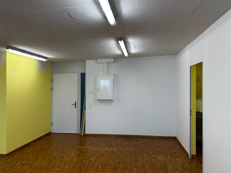 Helles 1.5-Zimmer-Büro im Erdgeschoss in Mellingen (4)