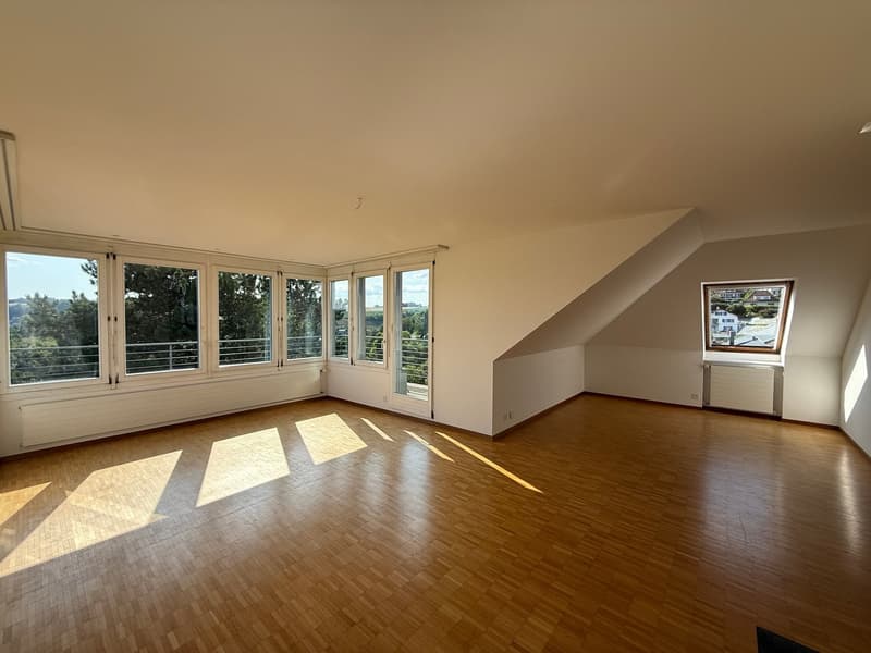 Befristetes Mietverhältnis | Helle 3.5-Zimmer-Dachwohnung in Zollikofen (4)
