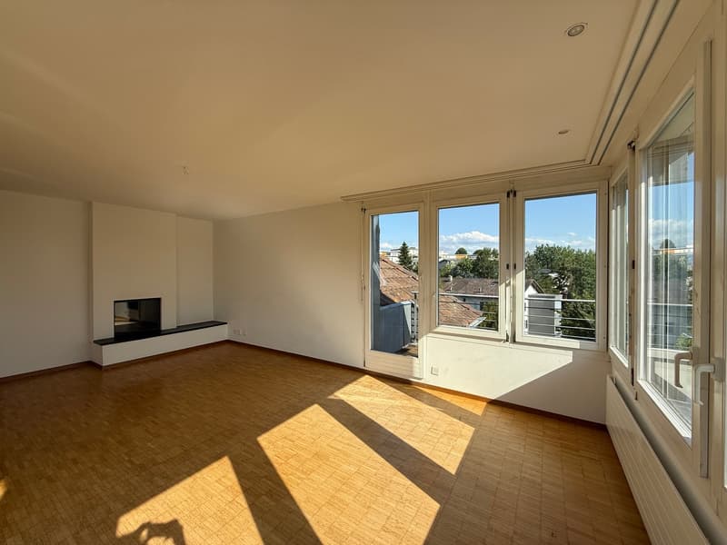 Befristetes Mietverhältnis | Helle 3.5-Zimmer-Dachwohnung in Zollikofen (3)