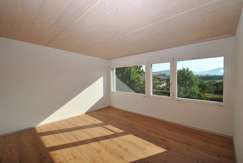 NACHMIETERSUCHE | 3.5-Zimmerwohnung im Grünen - Moderne Bauweise in Holz (3)