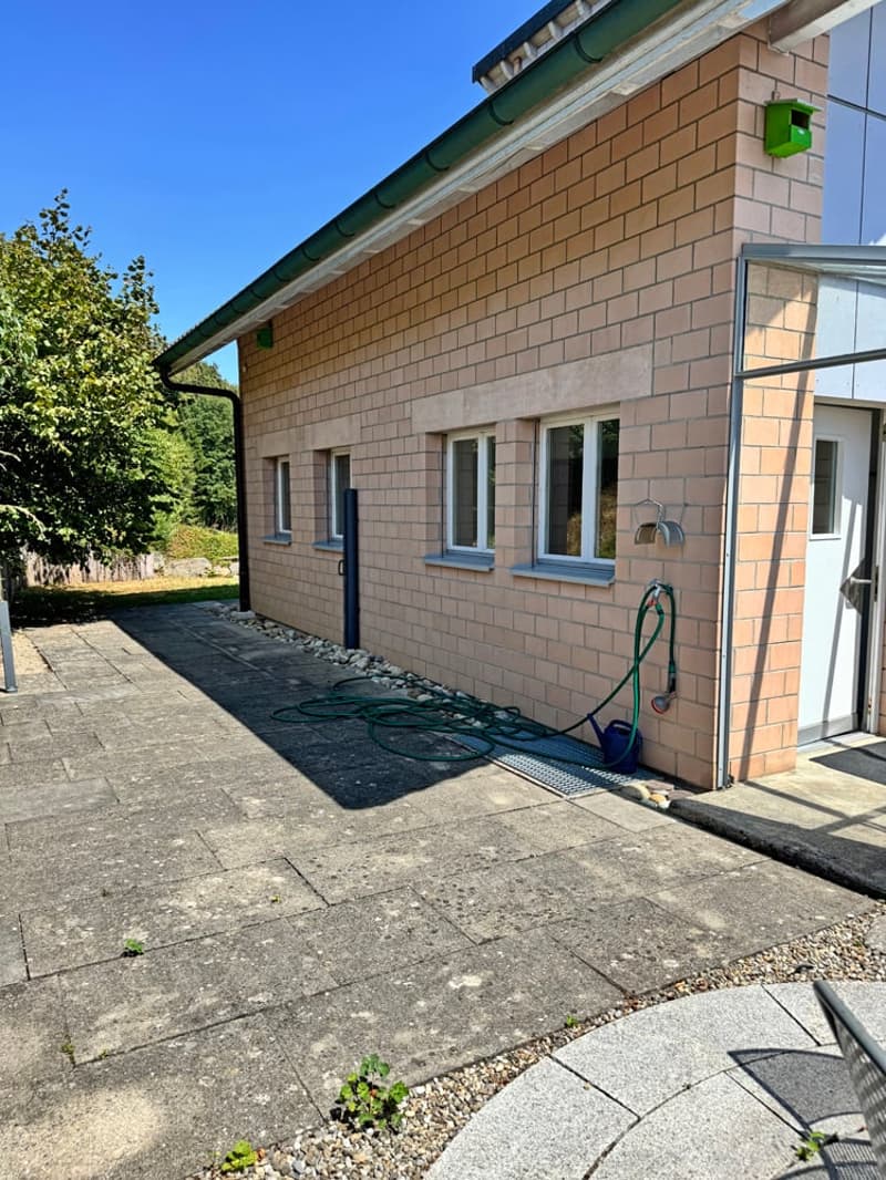 5.5 Zi. EFH mit Studiowohnung und beneidenswerter Weitsicht (7)