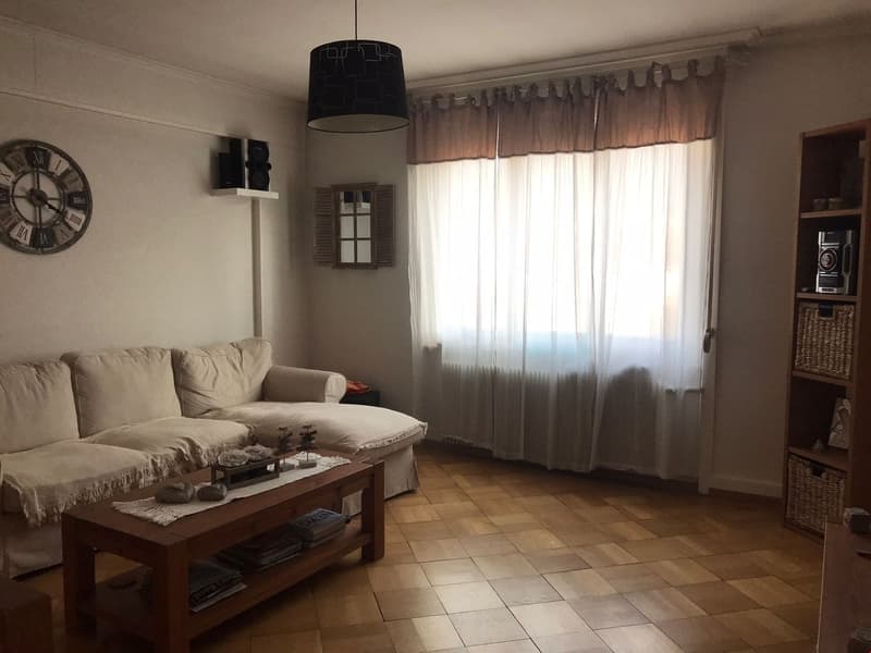 Jolie appartement dans un quartier calme (2)