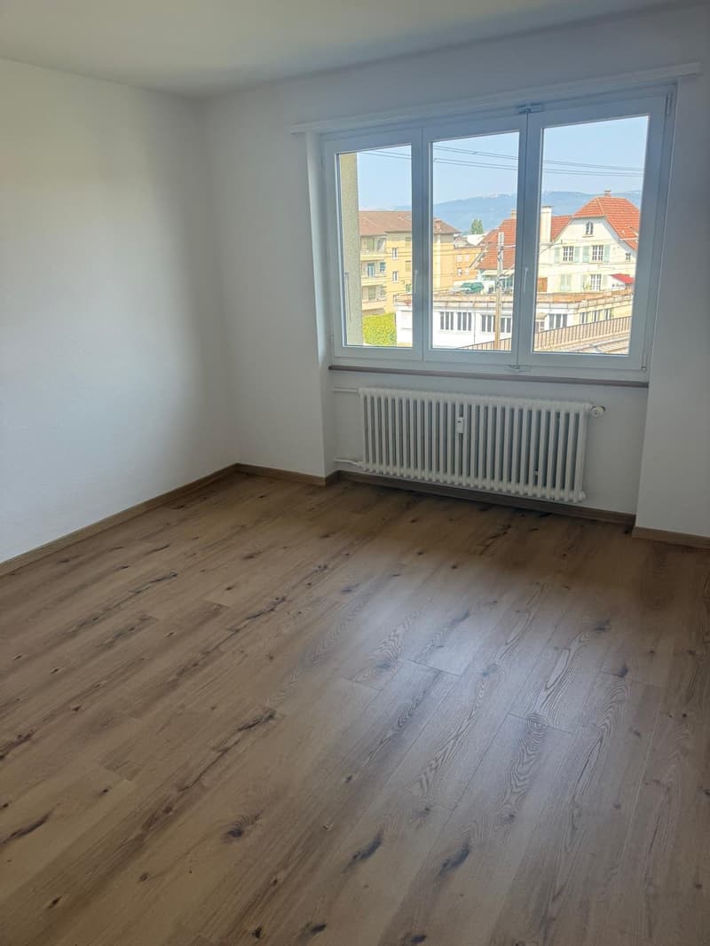 Helle 4.5-Zimmer-Wohnung mit Balkon in Lyss (8)