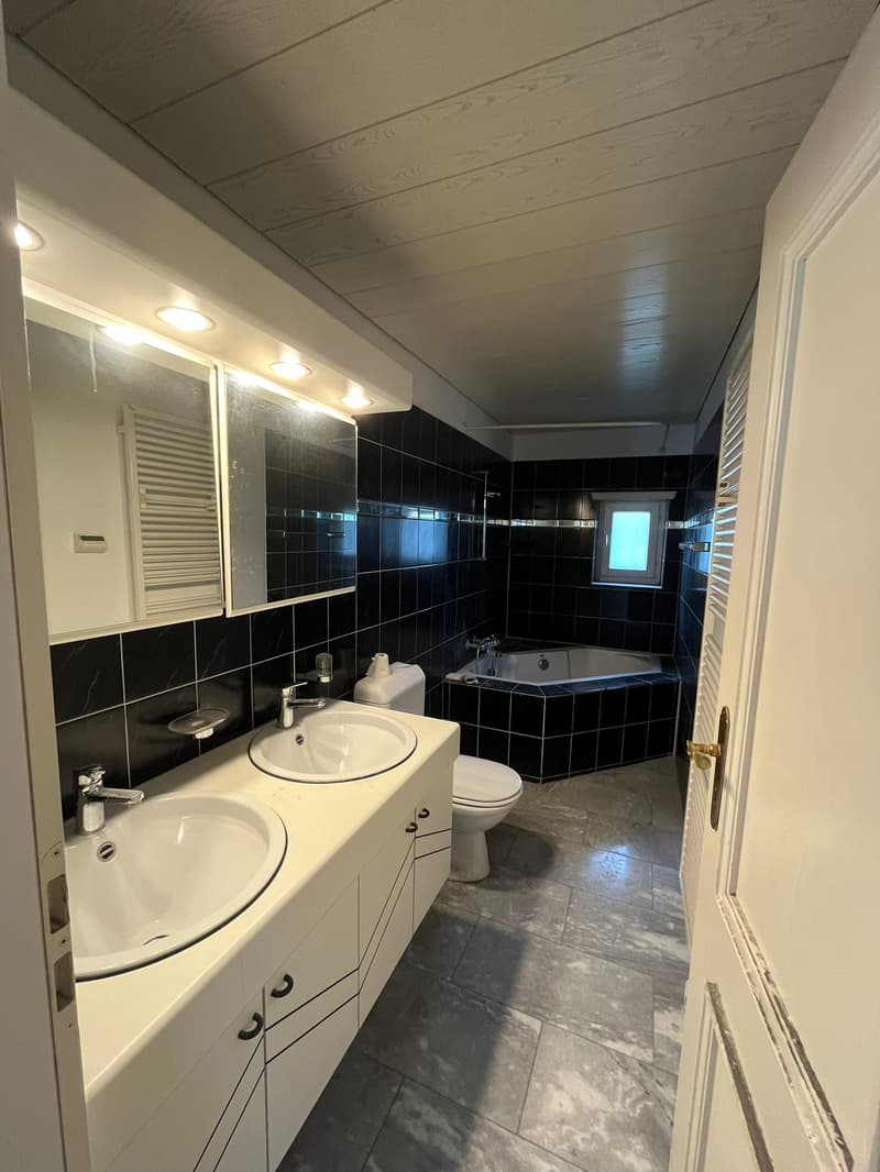 Moderne 2 1/2-Zimmerwohnung am Unterer Quai in Biel/Bienne (15)