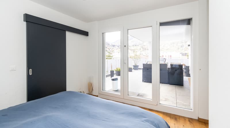 A LOUER SPLENDIDE ATTIQUE 4.5 PCES A MONTHEY (4)
