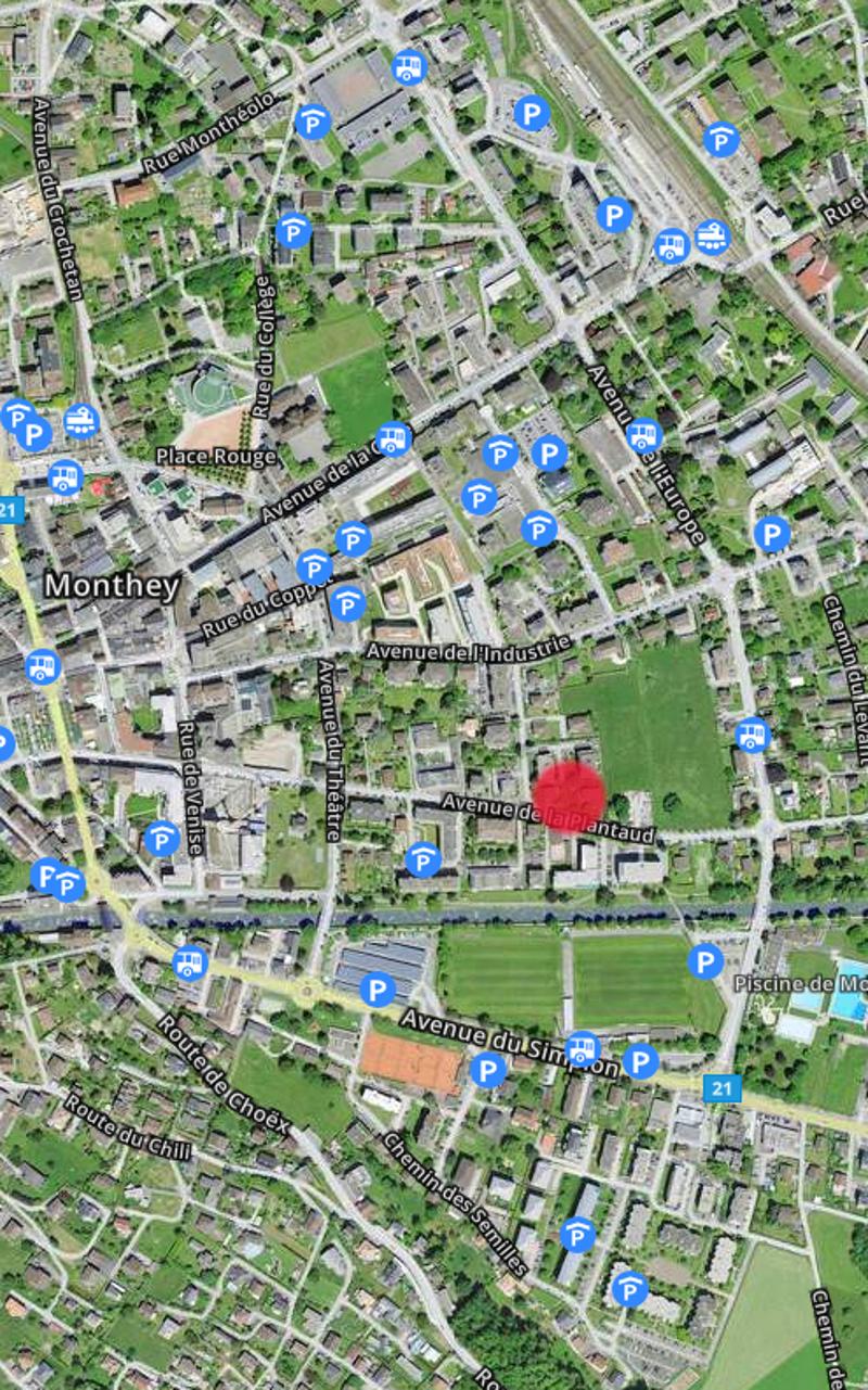 A LOUER A MONTHEY, PLACE DE PARC DOUBLE COUVERTE (3)