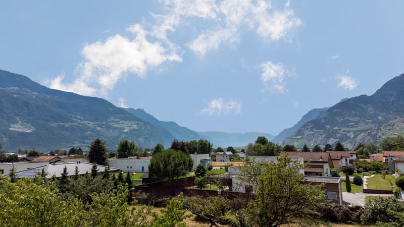 SPLENDIDE VILLA CONTEMPORAINE 5.5 PCES A PLAN-CONTHEY (3)