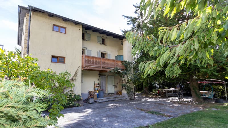A VENDRE MAISON AVEC CACHET 5.5 PCES A CHAMOSON (11)