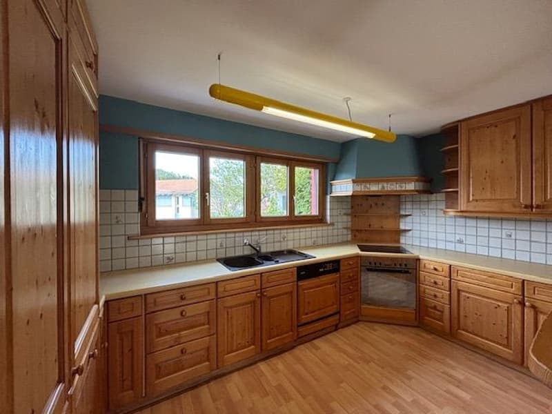 Charmantes 5.5-Zimmer-Einfamilienhaus mit Wintergarten in Hersberg (5)