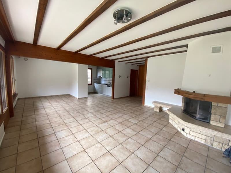 Charmantes Einfamilienhaus mit Pool in Hersberg – ab Oktober 2026 zu vermieten (4)