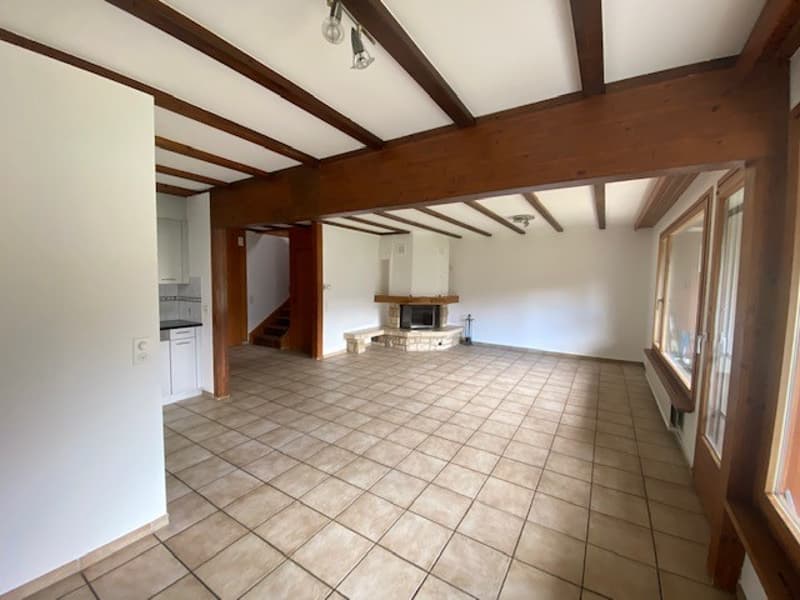 Charmantes Einfamilienhaus mit Pool in Hersberg – ab Oktober 2026 zu vermieten (3)