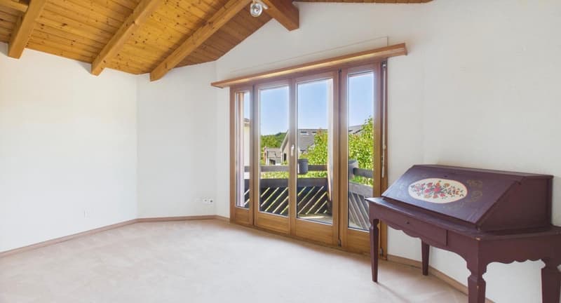 Sonniges 5.5-Zimmer-Einfamilienhaus in ruhiger Lage (7)