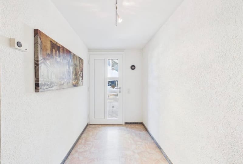 Sonniges 5.5-Zimmer-Einfamilienhaus in ruhiger Lage (12)
