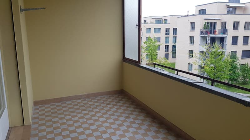 Charmante 3-Zimmer-Wohnung mit Balkon in Bern (5)