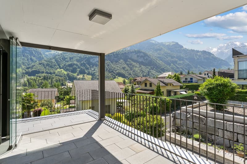 5.5-Zimmer-Gartenwohnung mit Nidwaldner Bergblick (2)