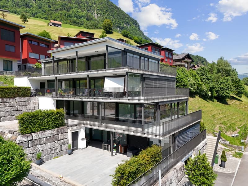 5.5-Zimmer-Gartenwohnung mit Nidwaldner Bergblick (3)