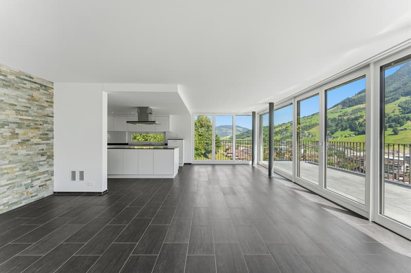 Charmante 4.5-Zimmer-Dachwohnung mit Bergblick in Dallenwil (8)