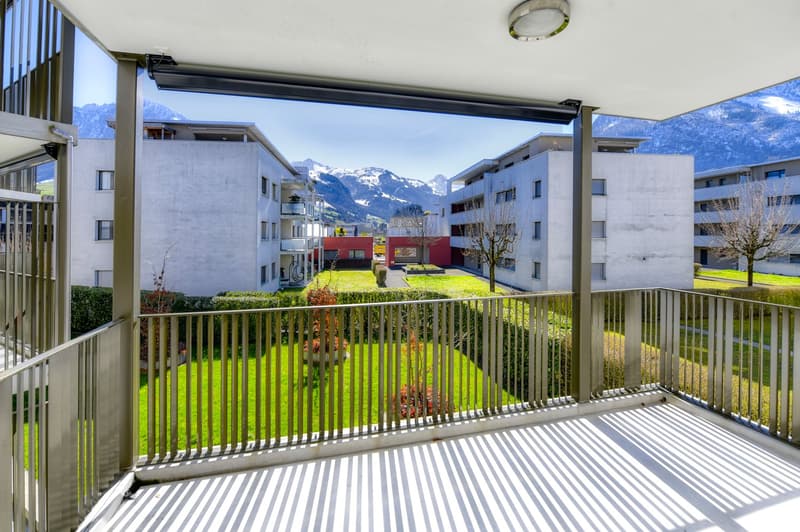 Mietwohnung in Eigentumsstandart mit 2 Schlafzimmern mit en Suite-Bädern und Weinschrank in Küche (9)