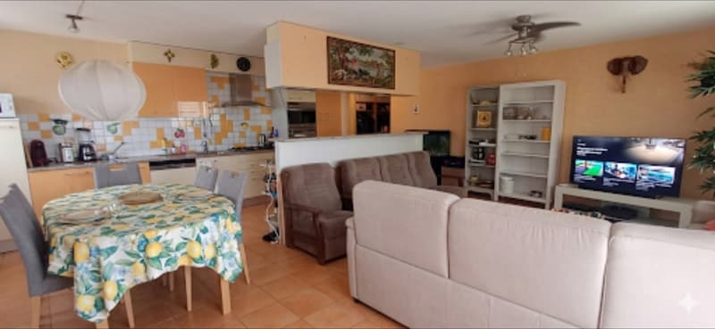 À 2 pas de tout. superbe appart. 4.5 pcs. 3 balcons, PP sous-sol (7)