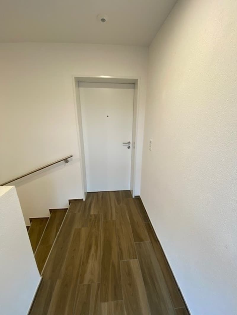 3.5-Zimmer-Wohnung mit traumhafter Aussicht optional mit Werkstatt (9)