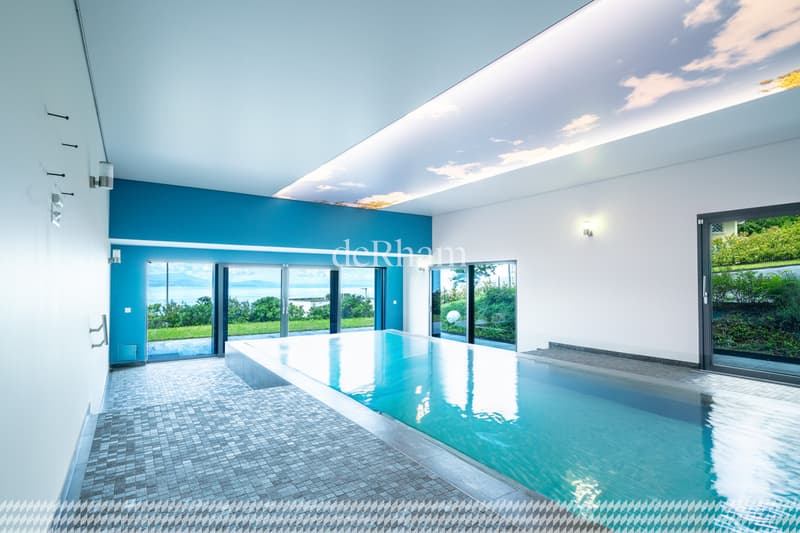 Villa de Maître  avec piscine intérieure (4)