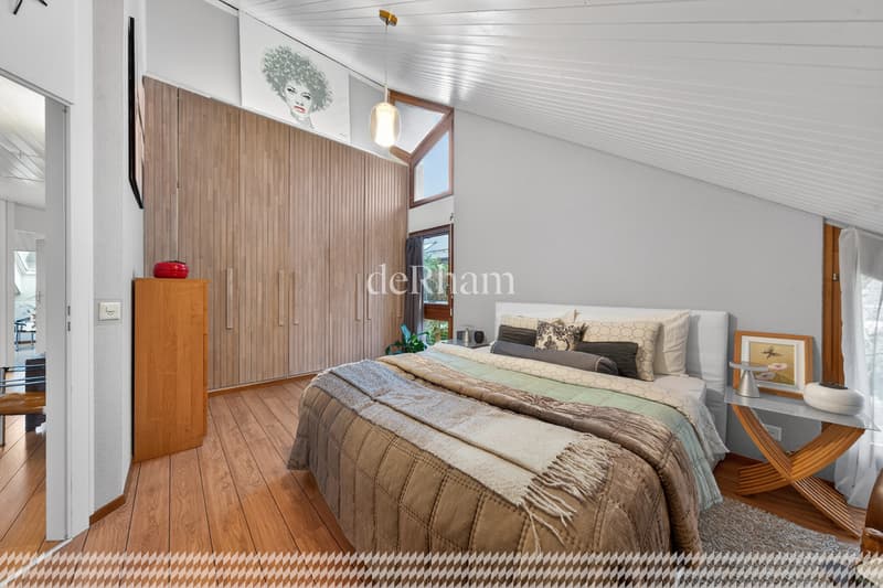 Maison jumelle de 6,5 pièces  Magnifique jardin d'env. 400 m2 (9)