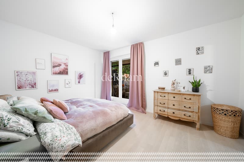 Appartement de 3.5 pièces de 135 m2 avec jardin (8)