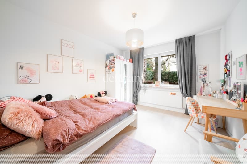 Appartement de 3.5 pièces de 135 m2 avec jardin (6)