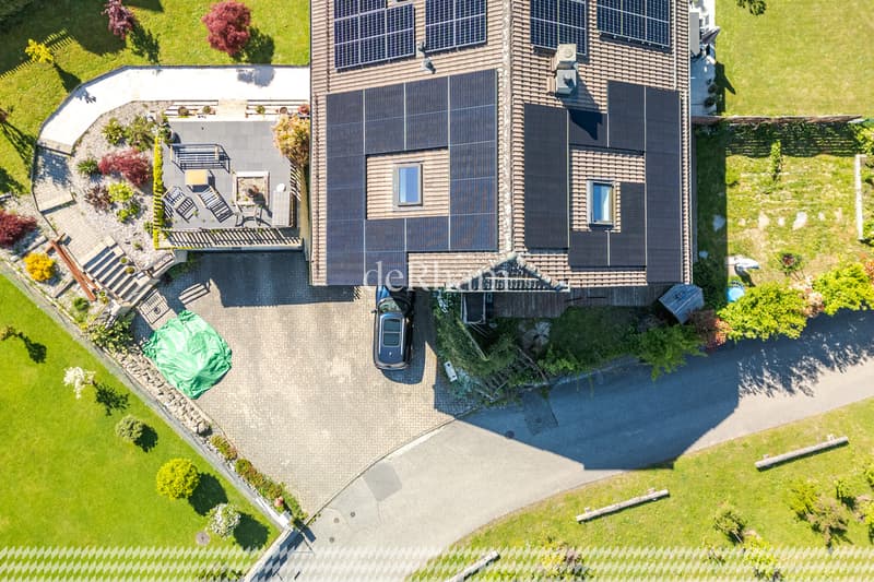 Charmante maison jumelle de 5,5 pièces avec beau jardin (13)