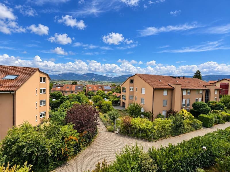 Spacieux appartement de 3,5 pièces Grand balcon-terrasse (1)