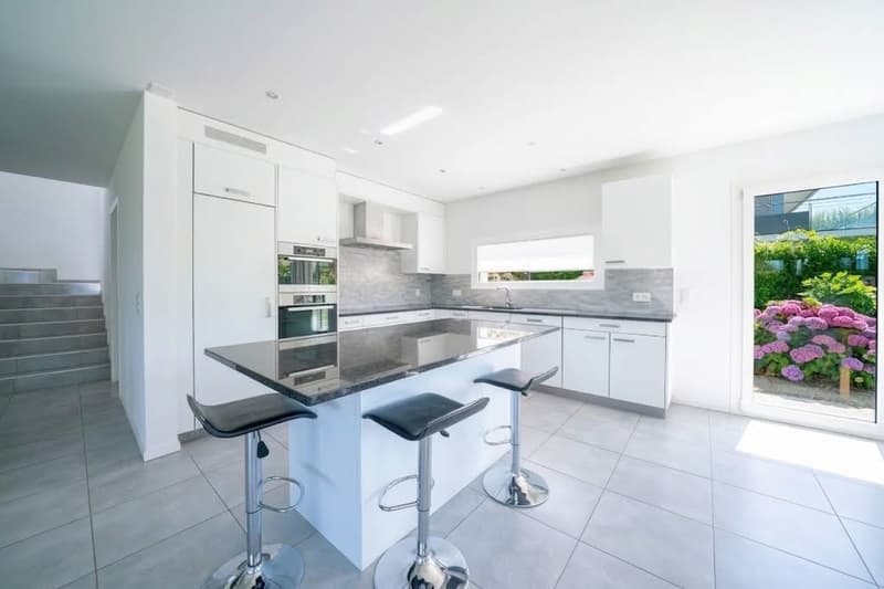 Magnifique villa individuelle  de 6.5 pièces (3)