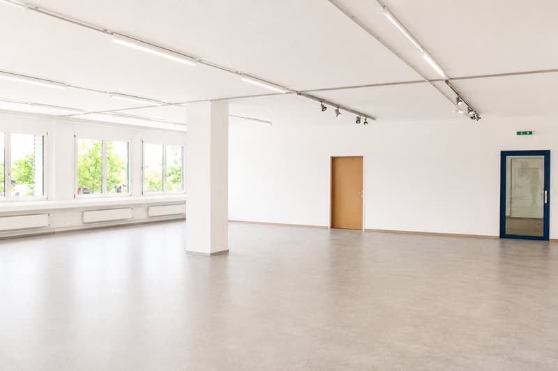 Gewerbe, Produktion, Büro, Lager, Ausstellung und Logistik auf einem Geschoss (16)
