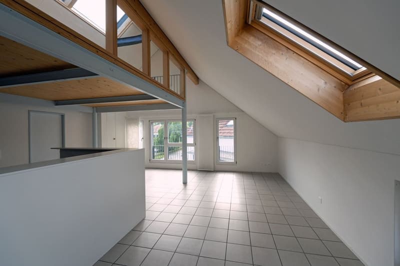 3.5 Zimmer Maisonette-Eckwohnung mit Balkon und Aussicht (3)