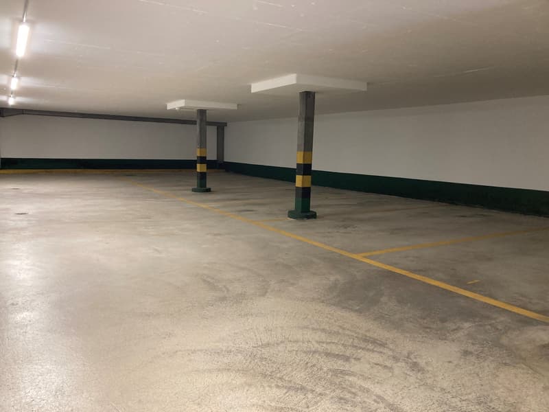 Einstellhallenplatz zu vermieten in Schüpbach (2)