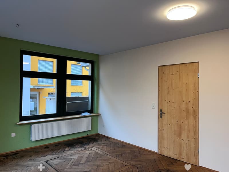 renovierter Gewerberaum an Toplage in Biel – ideal für Salon, Praxis oder Büro (5)