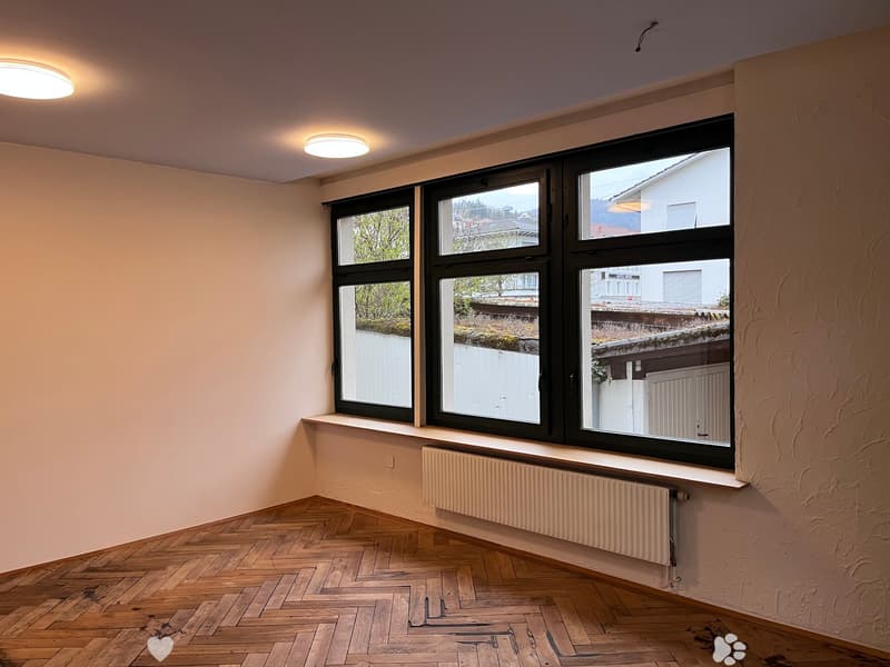 renovierter Gewerberaum an Toplage in Biel – ideal für Salon, Praxis oder Büro (4)
