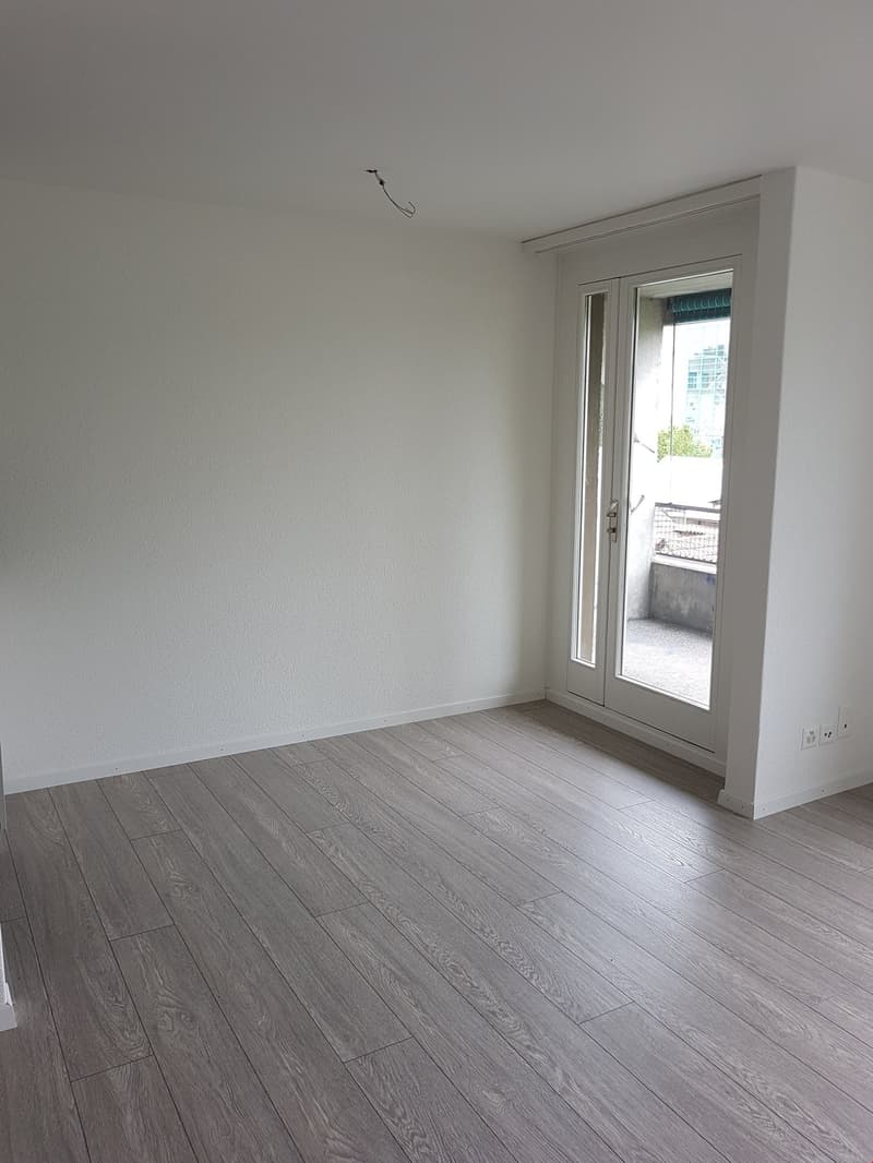 neu renovierte Wohnung in Brügg (7)
