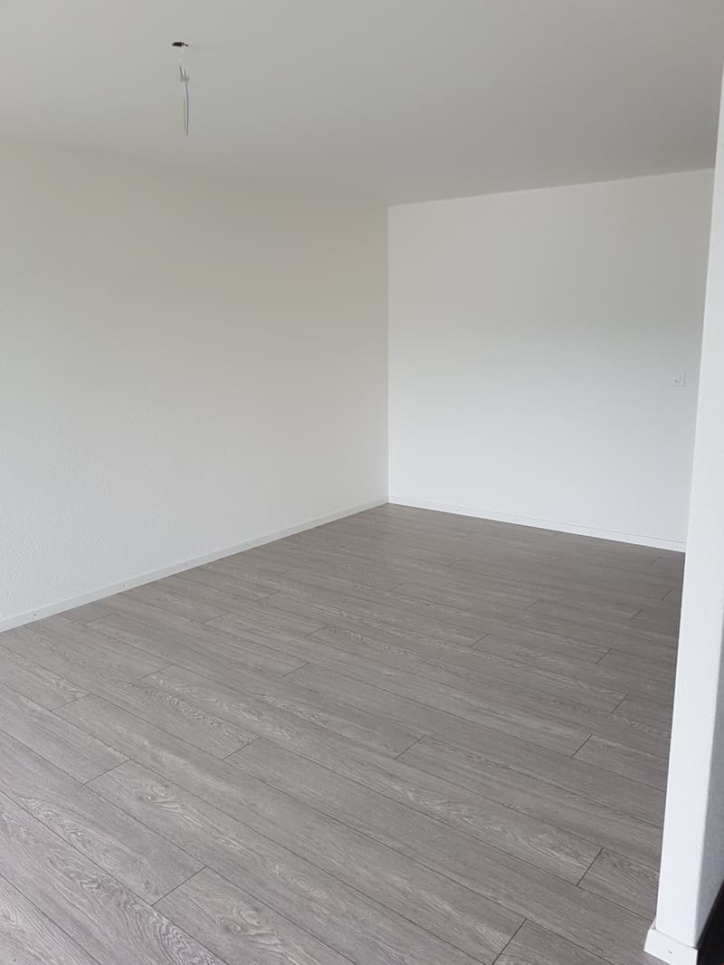 neu renovierte Wohnung in Brügg (6)
