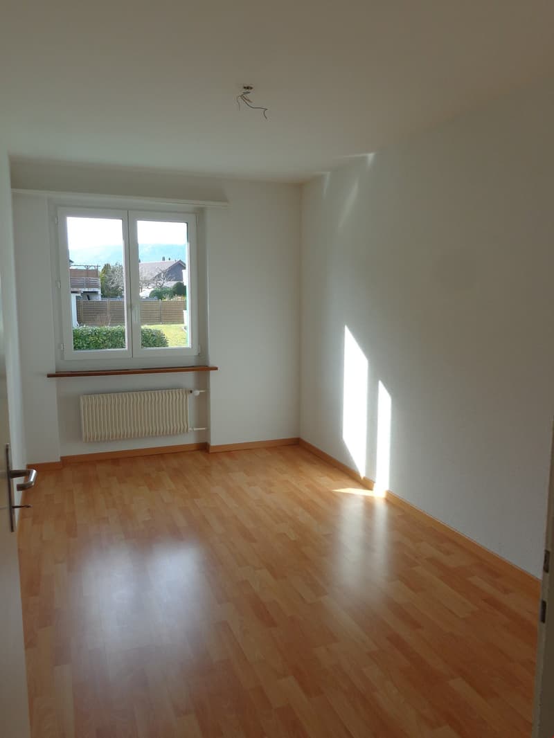 schön renovierte 3.5-Zimmerwohnungen mit Balkon und gemeinsamer Garten (6)