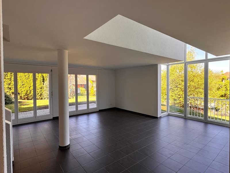 Neu saniertes 6.5-Zimmer-Einfamilienhaus mit Studiowohnung (3)