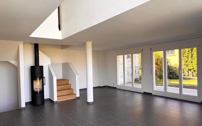 Neu saniertes 6.5-Zimmer-Einfamilienhaus mit Studiowohnung (4)