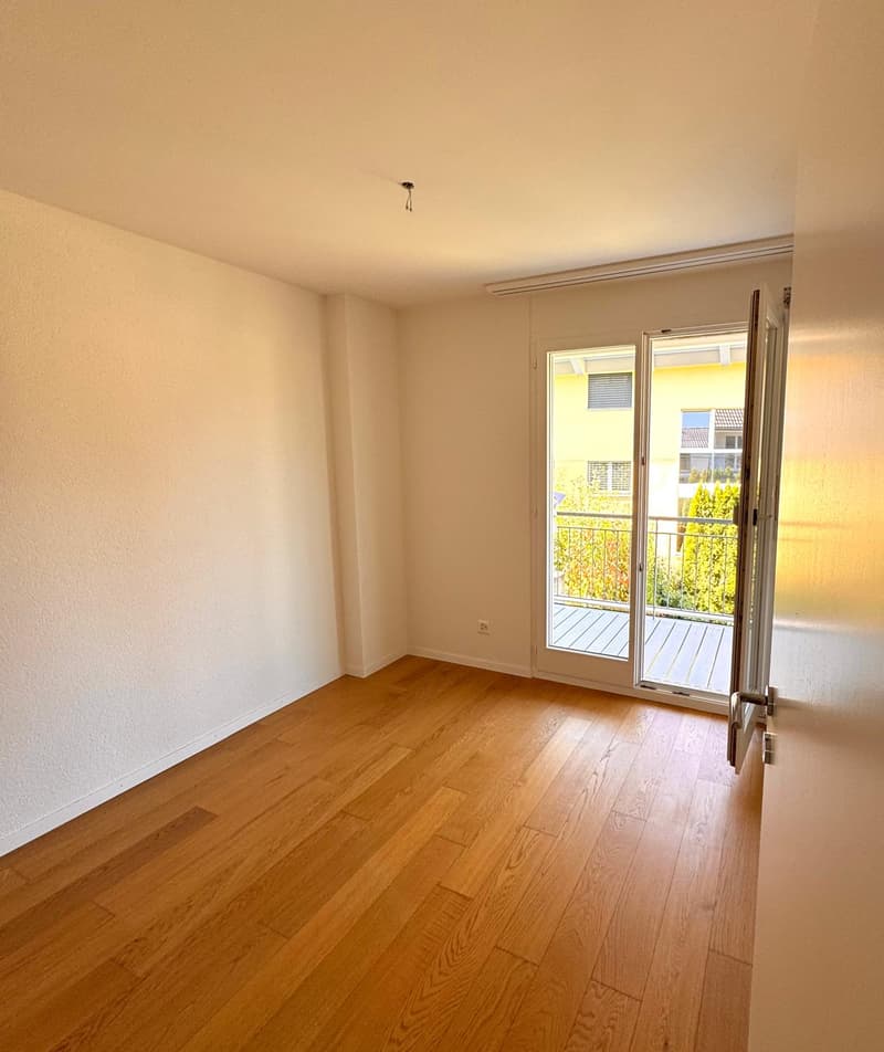 Neu saniertes 6.5-Zimmer-Einfamilienhaus mit Studiowohnung (9)