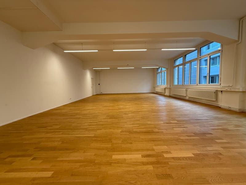 helle, offene Büroräumlichkeiten im Stadtzentrum (2)