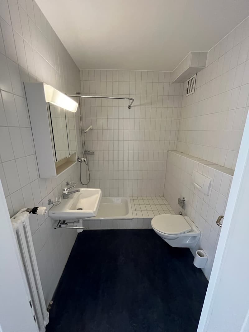 Practice/Commercial space in a central location just a few minutes' walk from the train station (8)