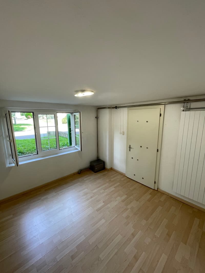 Biel: Lischenweg 10 Bastelraum zu vermieten (2)