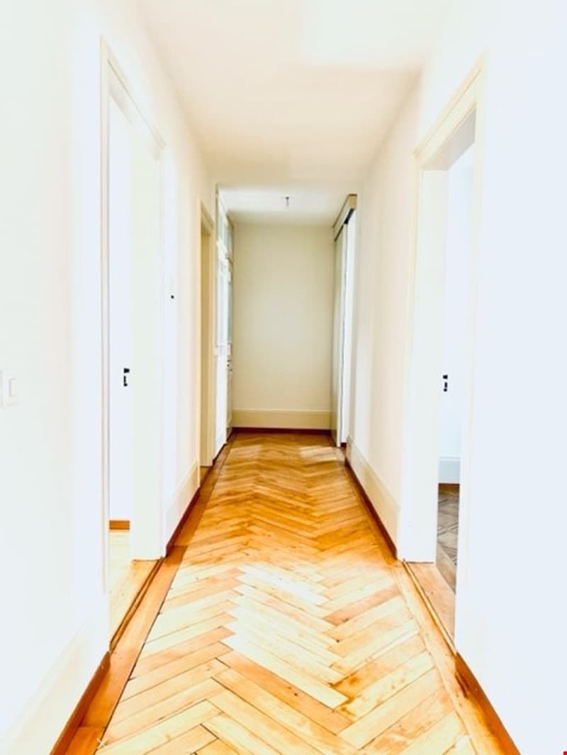 Charmante 3.5-Zimmer-Altbauwohnung an zentraler Lage (6)