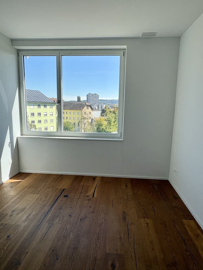 Exklusive und moderne 3.5-Zimmer-Wohnung mit Seenähe in Nidau (10)